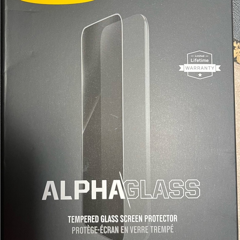 Otterbox AlphaGlass tempered glass screen protector